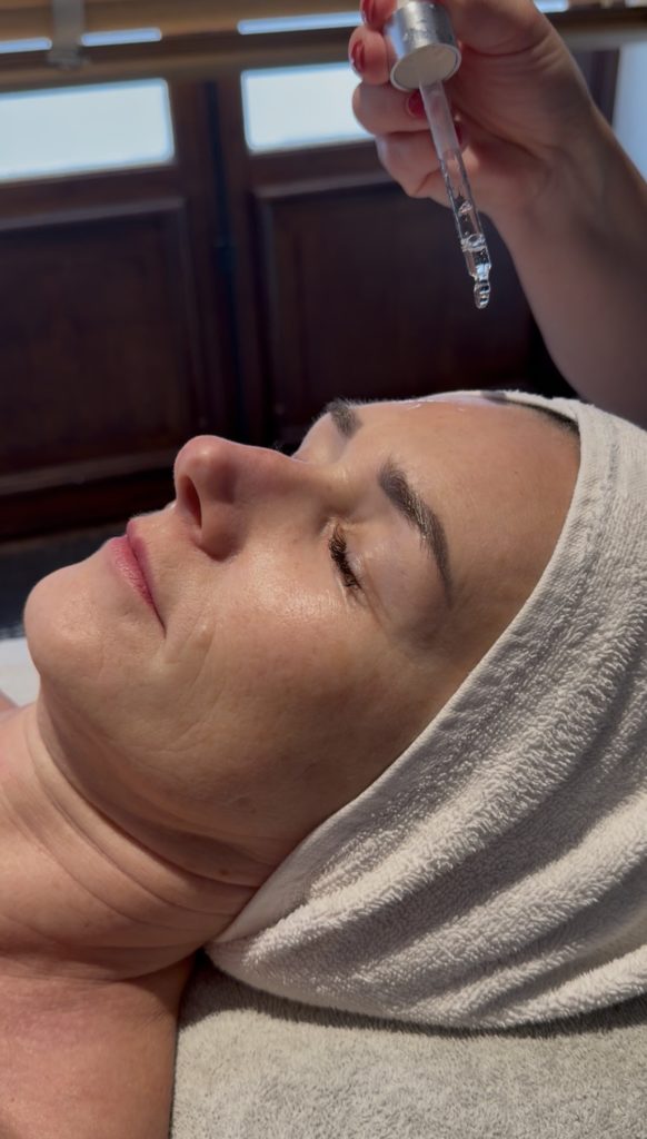 Soin visage hyalu-procolagène